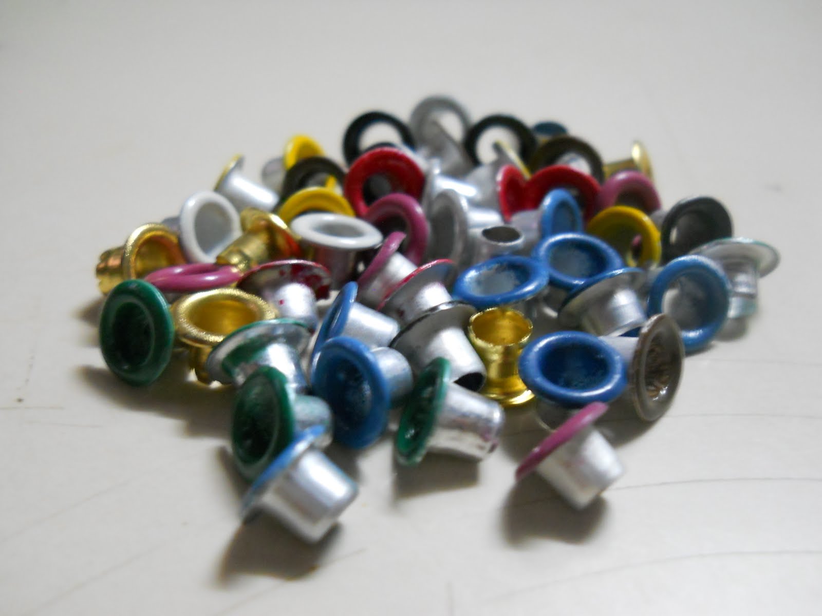 A1 CRAFT Colored Eyelets