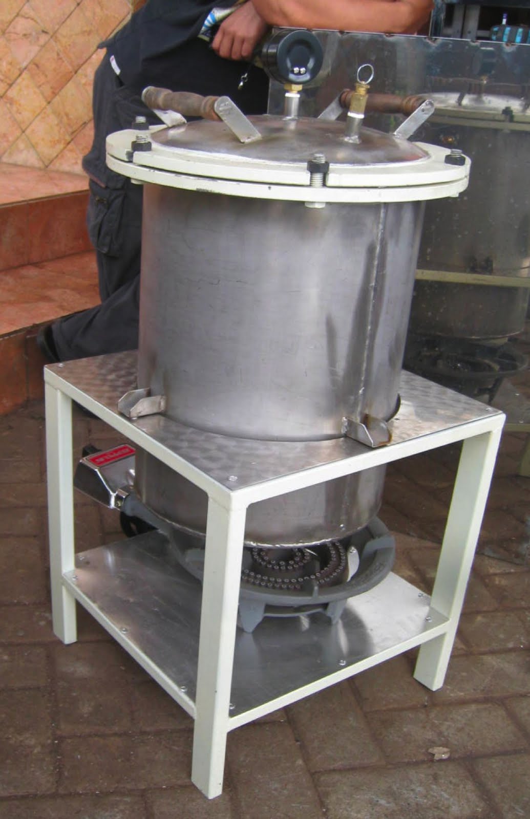 mesin presto/autoclave