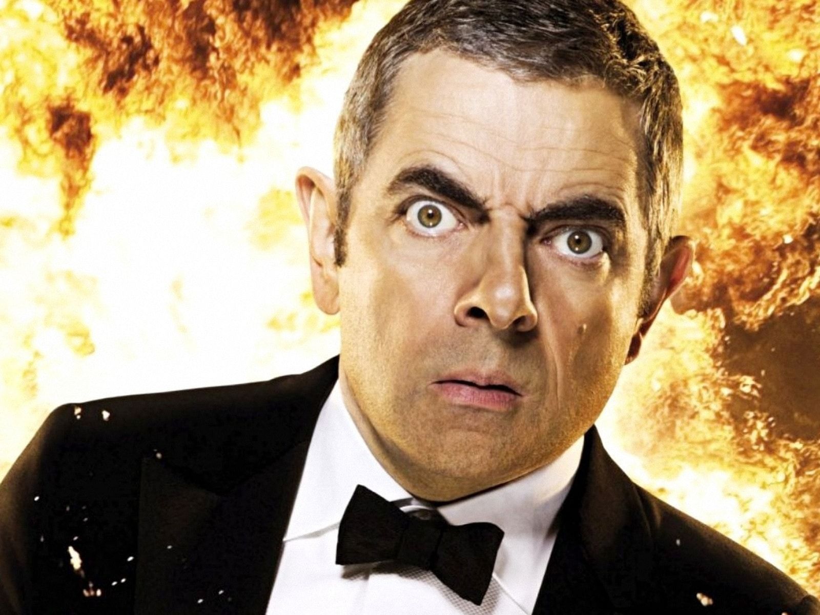 Comedian Actor Rowan Atkinson HD Wallpapers Download - Free HD Wallpapers