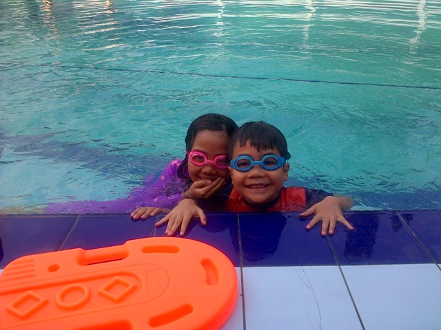 Kursus Renang Di Amaraish Swimming School Hotel Bumi Wiyata Nurul Sufitri S Blog