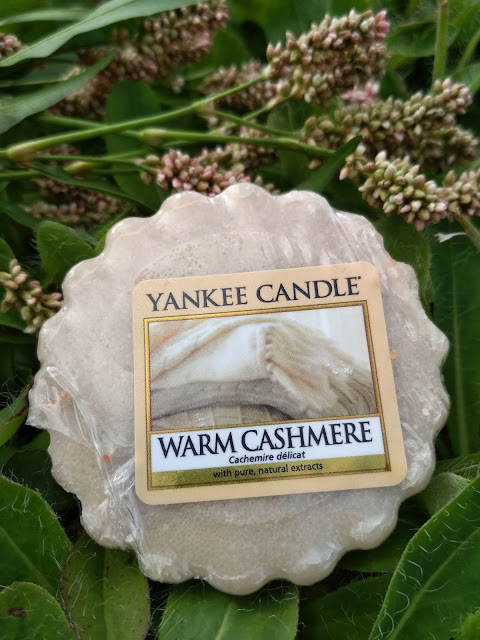 Yankee Candle Q3 2017 Fall in Love,MULLBERRY & FIG DELIGHT, WARM CASHMERE, VIBRANT SAFFRON, AUTUMN GLOW , yankee candle