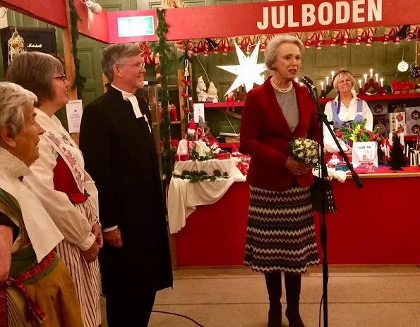 Princess Benedikte opened Swedish Church Christmas Bazaar in Østerbro