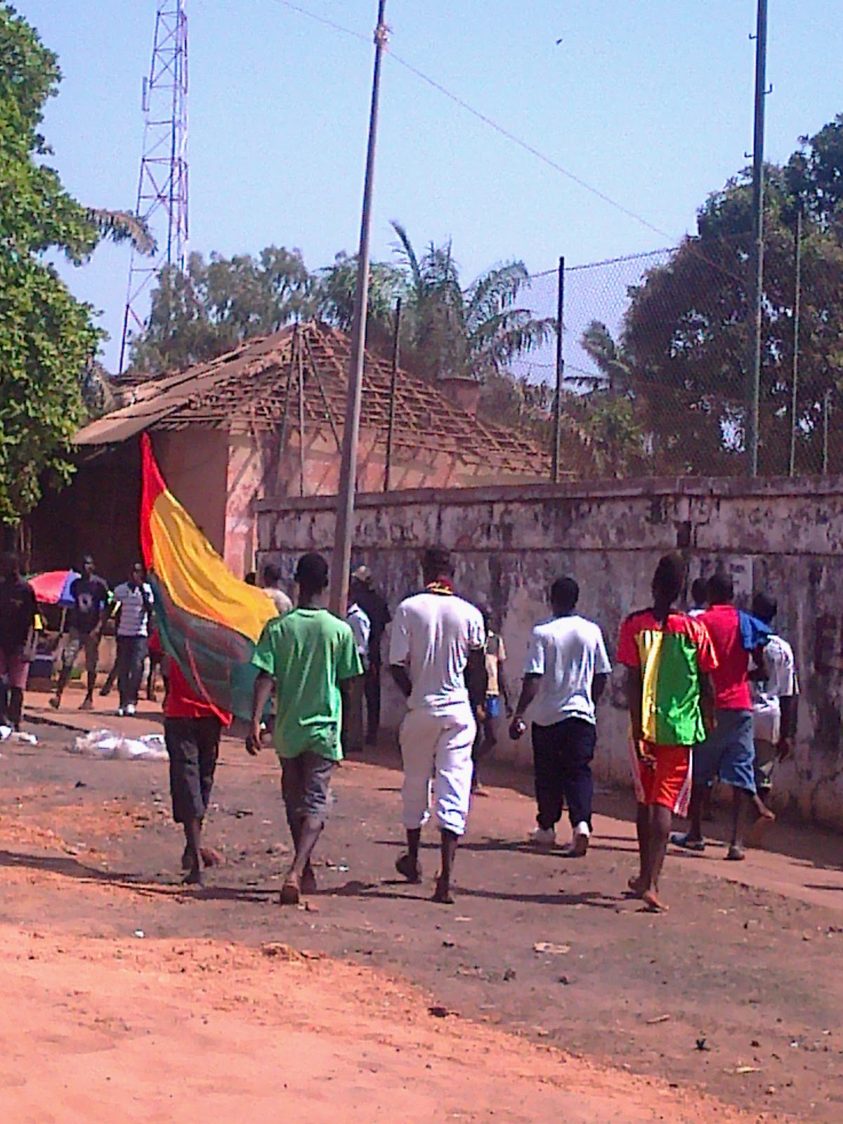 Made In Bissau Fotos do dia do jogo GuinéBissau x UgandaMade in