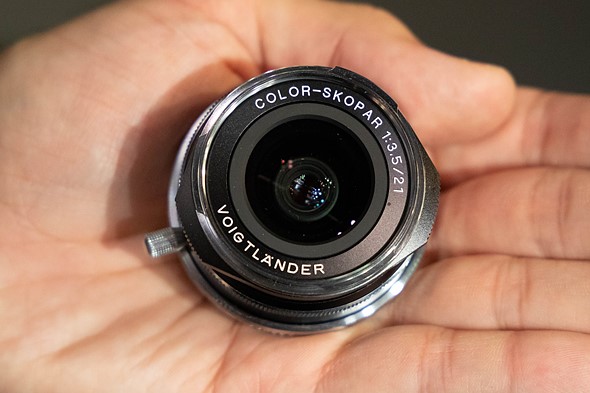 Voigtländer Color-Skopar 21mm f/3.5 для Leica M