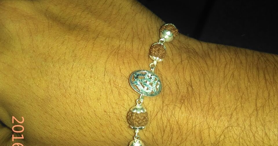 Make Your Brother Feel Special With Exclusive Gold, And Silver Rakhis