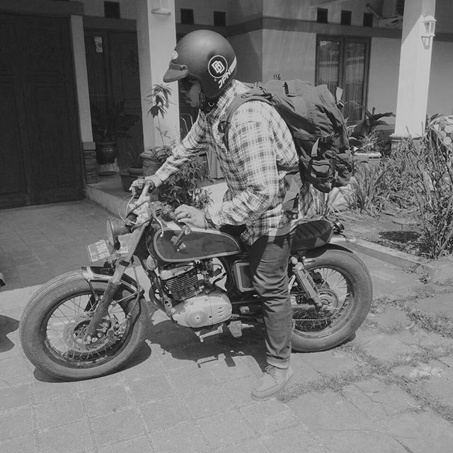Gambar Motor Moge & Jadul Di Modifikasi Terbaru Dan Hasilnya Keren Gambar Motor Moge & Jadul Di Modifikasi Terbaru Dan Hasilnya Keren