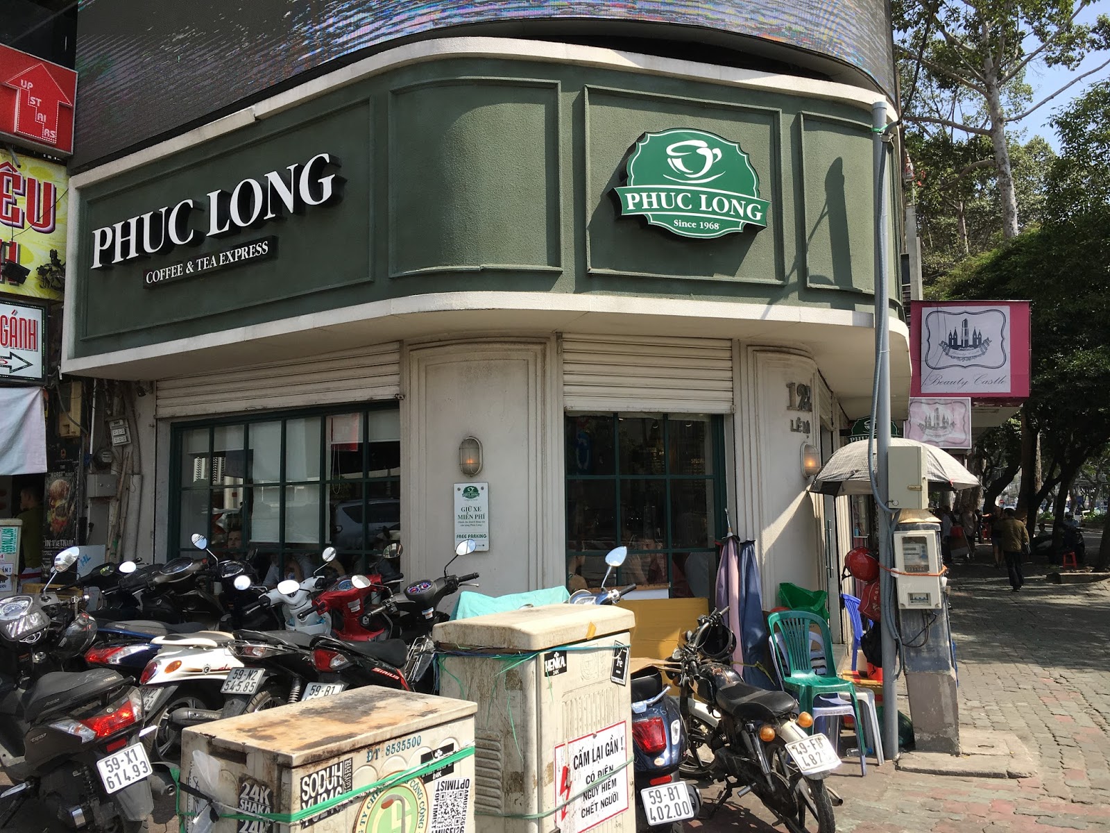 Phuc Long Coffee & Tea Express Ho Chi Minh City, Vietnam Travel is my favorite Sport