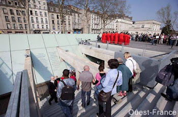 LE MEMORIAL A L'ESCLAVAGE ET AUX TRAITES DES NOIRS