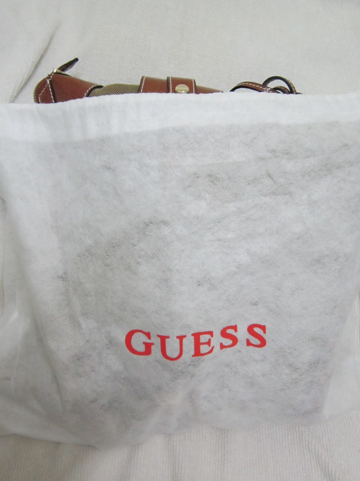 Nurih's Outlet: 100% Authentic Guess Handbag + Dust Bag