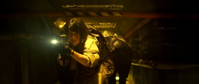 Thế Lực Vô Hình, Crawlspace