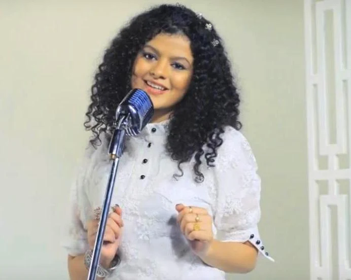 Keh Bhi De Lyrics - Palak Muchhal Verison | Traffic