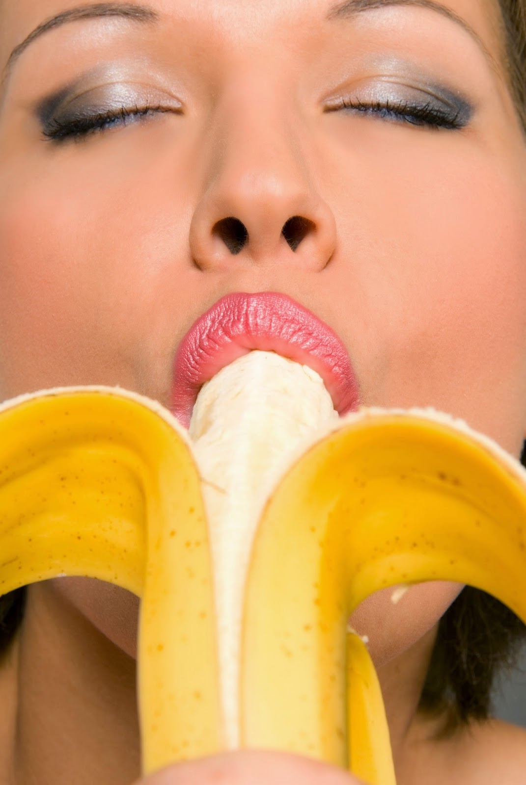 Why do men need to eat banana's.
