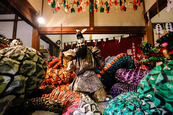 Paul S Travel Pics Saturday Night Fever Kagura Dance At The Shrine