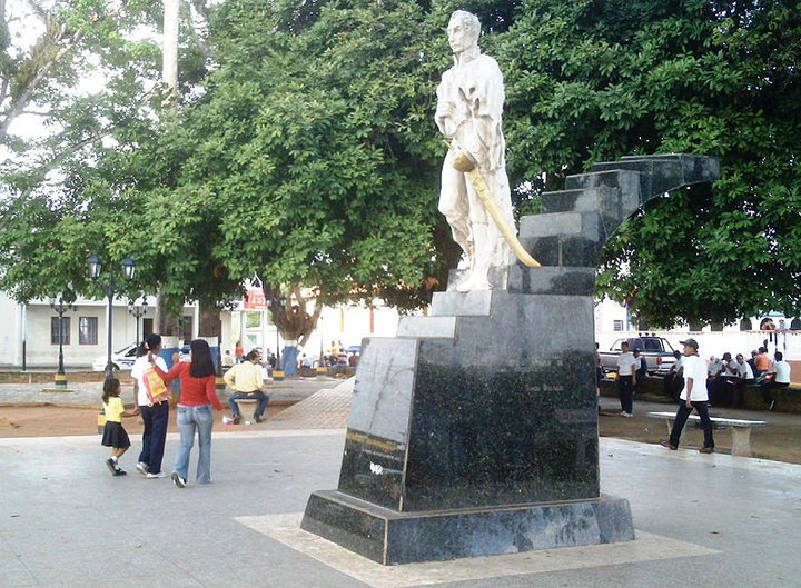 Municipio Padre Pedro Chien Plaza Bolívar del Municipio Chien