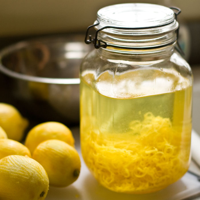 Citrus Enthusiast How to make Limoncello.