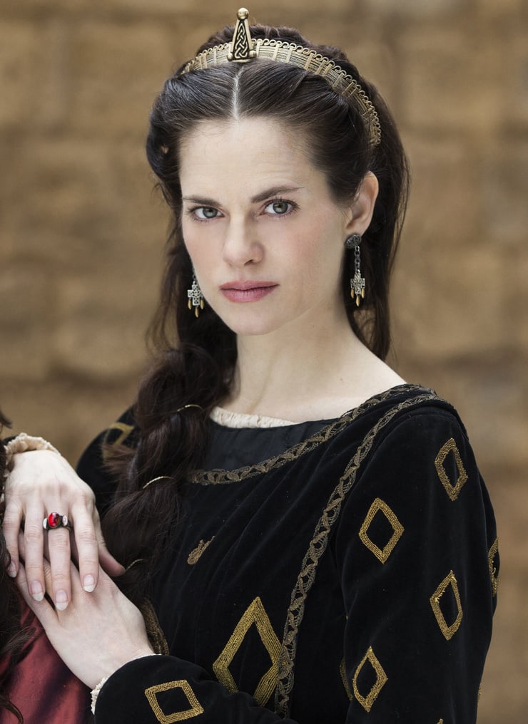 Top 10 "Vikings" Most Hottest Women Beautiful & Sexiest Female