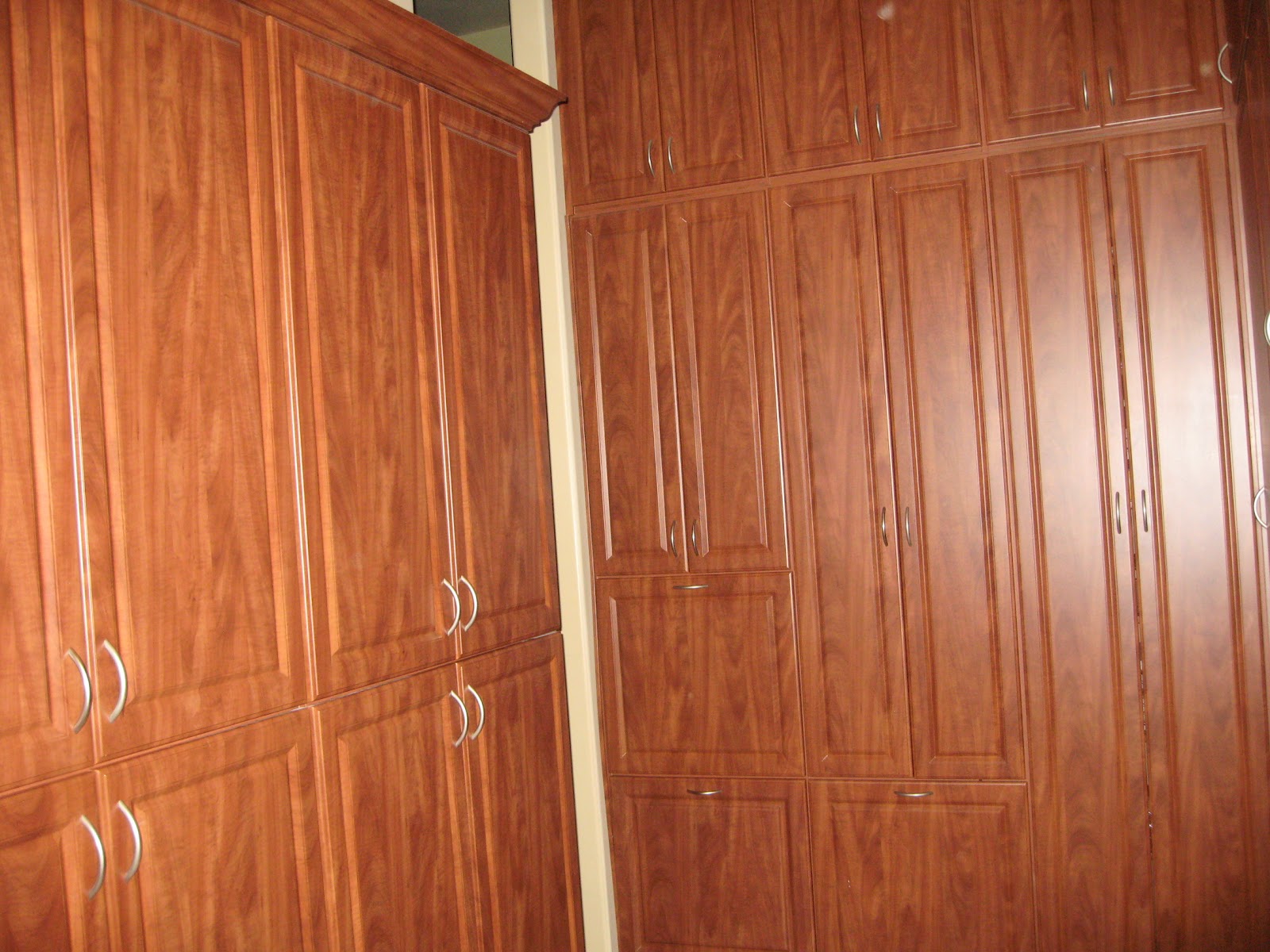 Custom Furniture, Singapore wardrobes