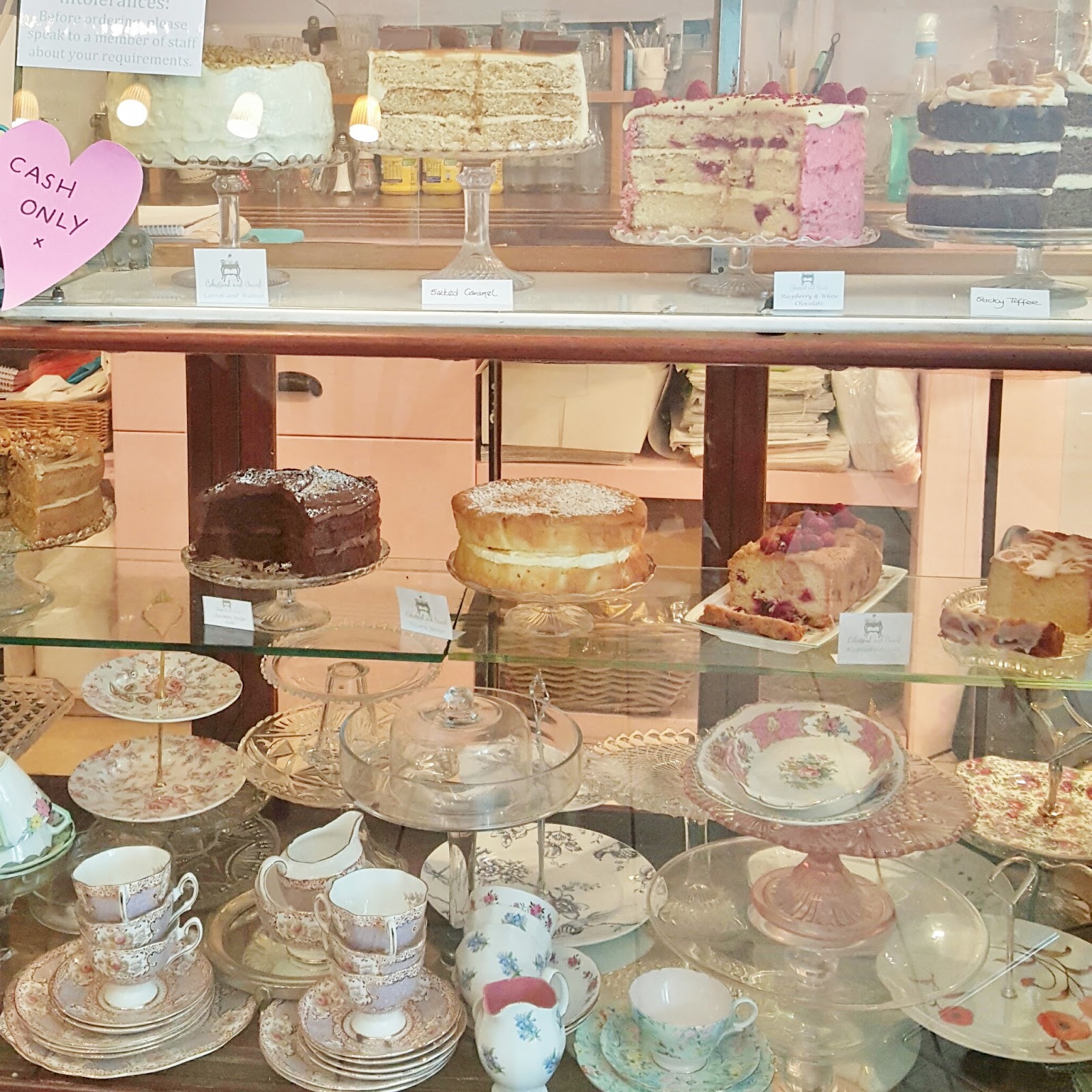 Review Cakestand & Crumb Tea Room, Ampthill Victoria's Vintage Blog