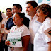 Mauricio Sahuí entrega bonos de Mejorar en el interior del estado