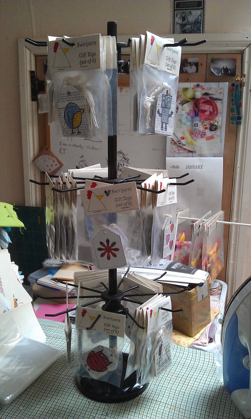 SwirlyThoughts Spinning gift tag rack