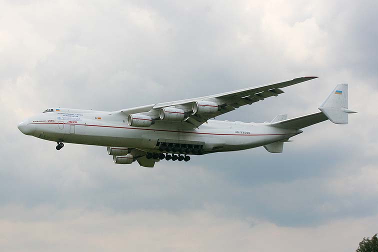 L'AEREO PIU' GRANDE DEL MONDO