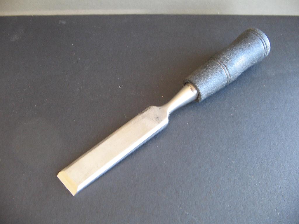 Get Into Woodworking Chisels
