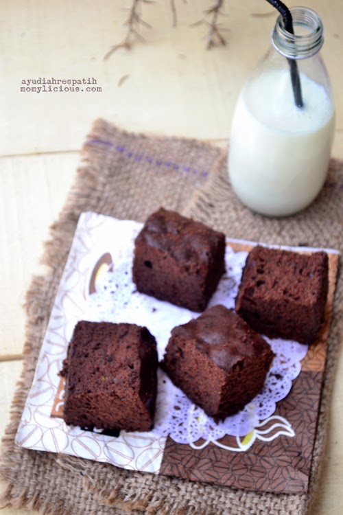 Brownies Kukus Ubi Jalar Momylicious