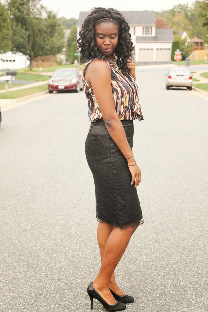 The Tell Tale Tasha: Not quite New Look 6103 - Lace Pencil Skirt