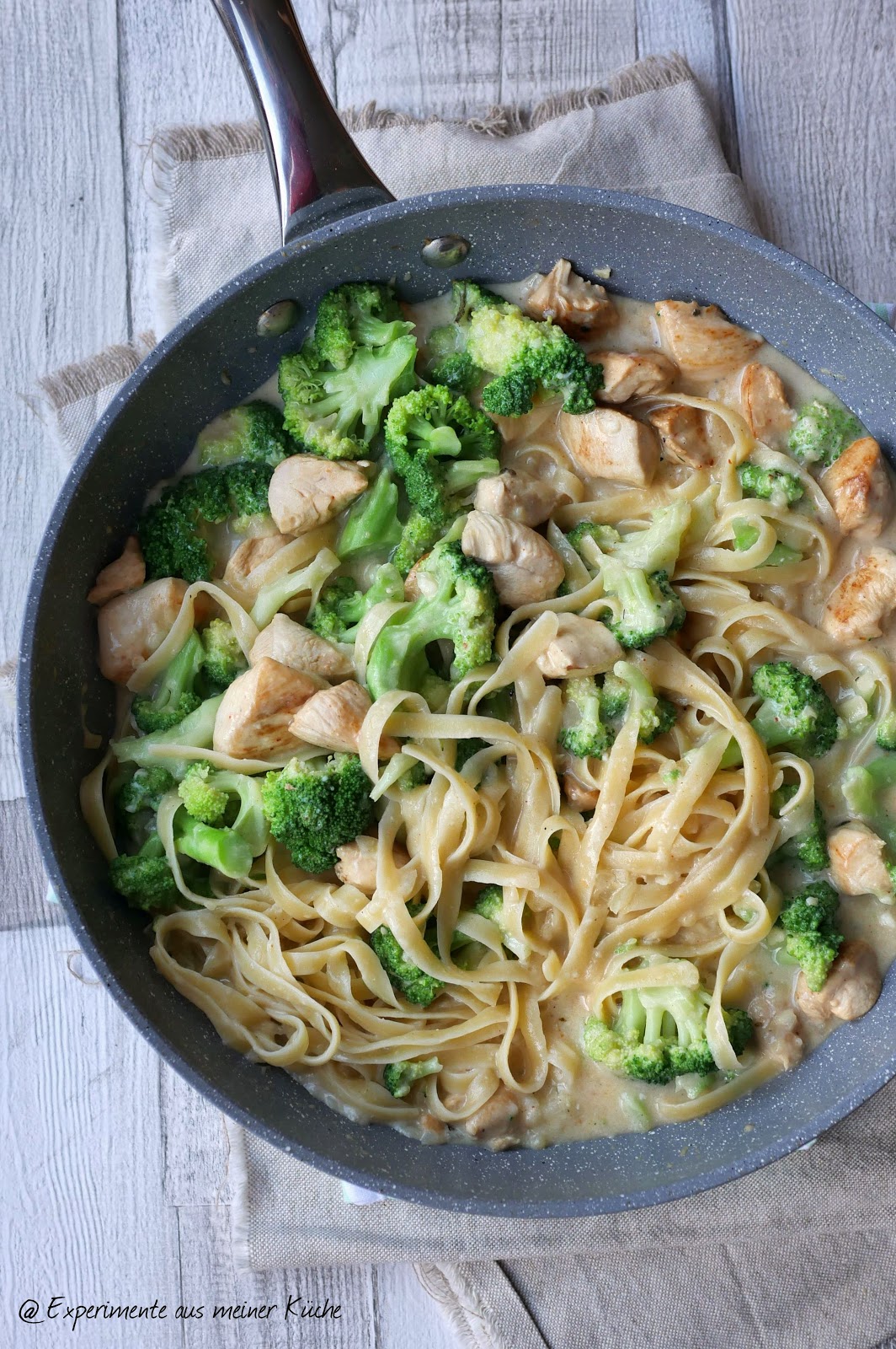 Experimente aus meiner Küche: Leichte Pasta Alfredo mit Hähnchen und ...