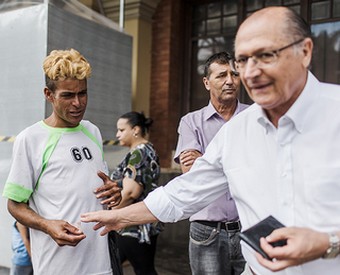 Alckmin Dá Reajuste Maior Para Mendigo Que Para Professor
