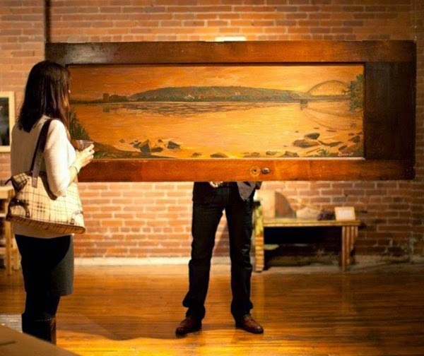 Reuse your old doors – cool decorations and DIY furniture