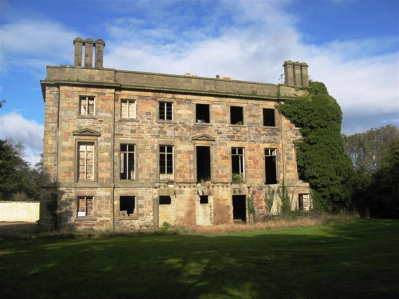 Landed families of Britain and Ireland (5) Abercromby of Birkenbog and