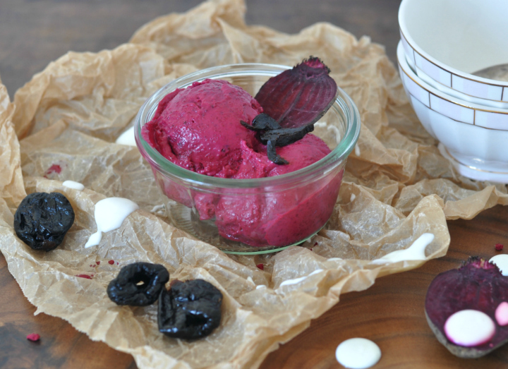 naturally glutenfree Red Beet-Prunes Ice Cream, a healthy and delicious treat for sunny days!