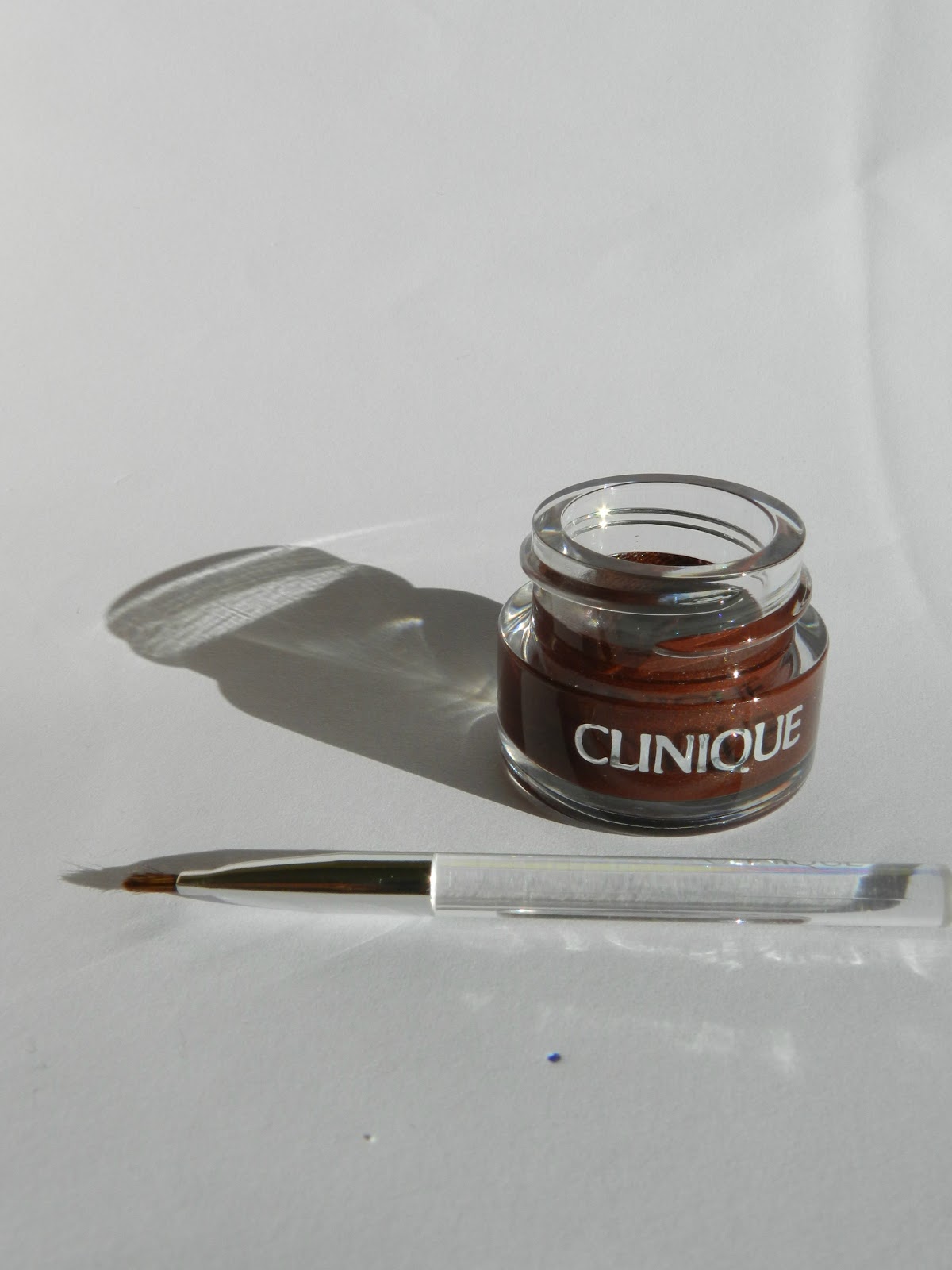 Unfade what fades Clinique Brushon Cream Liner review