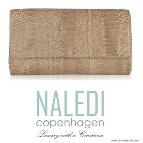 Crown-Princess Mary carried Naledi Copenhagen Allan Latte Ostrich Clutch