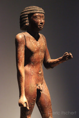 Critiques, Sculptures, Égypte antique, statue, homme nu, Brafa 2016, harmakhis, 