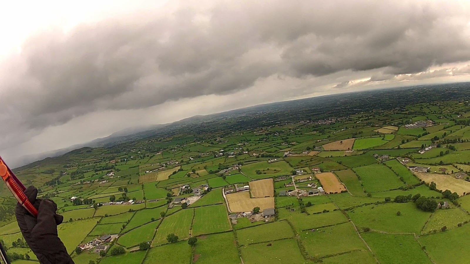 Paraglide Mayobridge today and a little rain