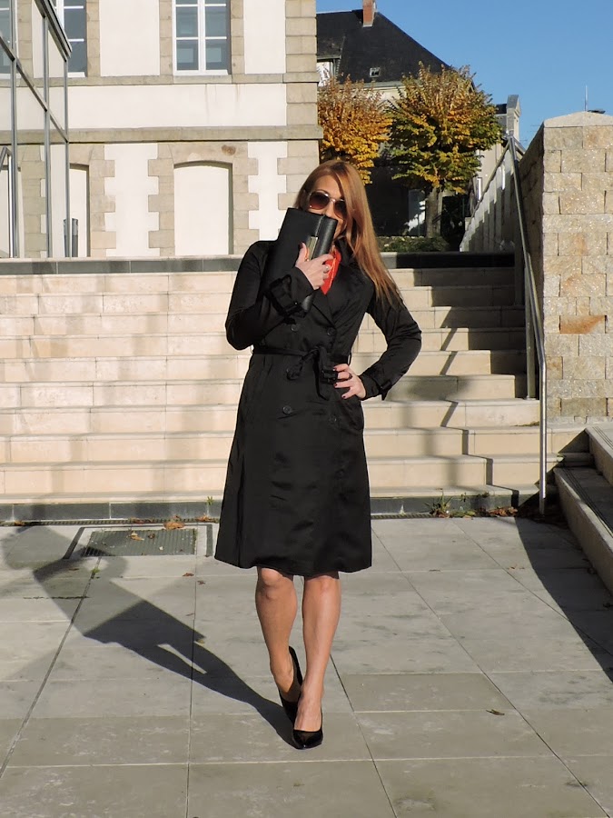 como-combinar-trech-negro