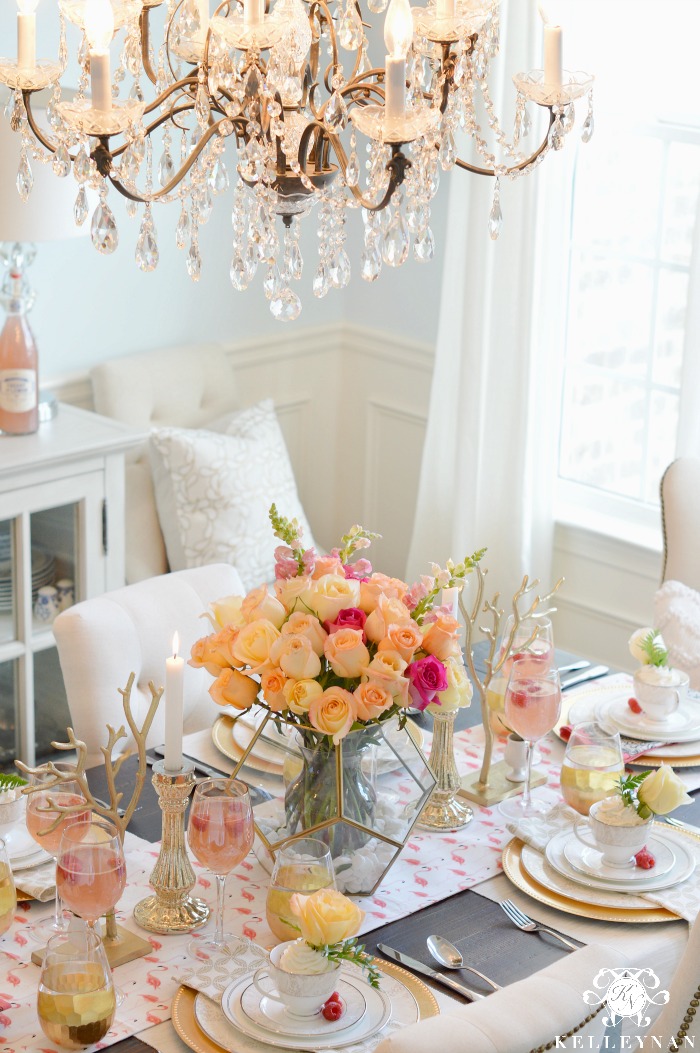Centerpieces For A Dining Room Table
