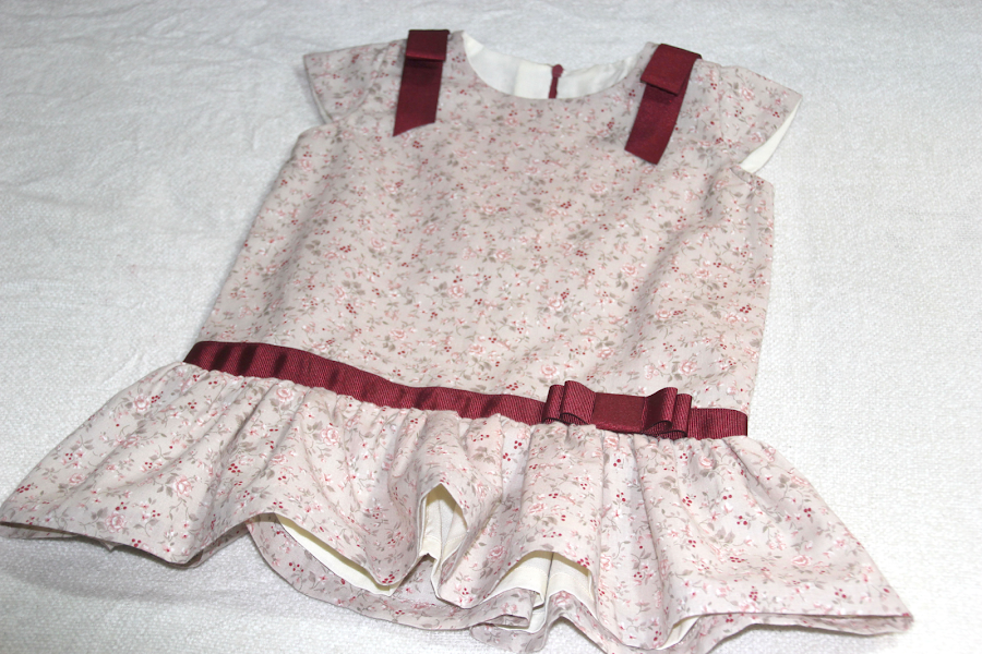 DIY Costura: Vestido de niña con cintura baja (patrón molde gratis)