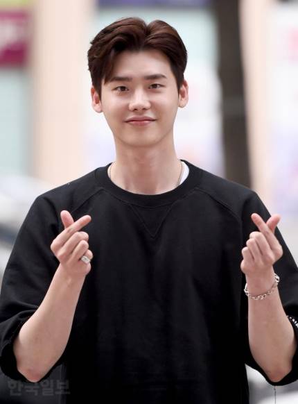 Lee Jung Suk & Bae Suzy “While You Were Sleeping” Wrap up Party 30 July 2017