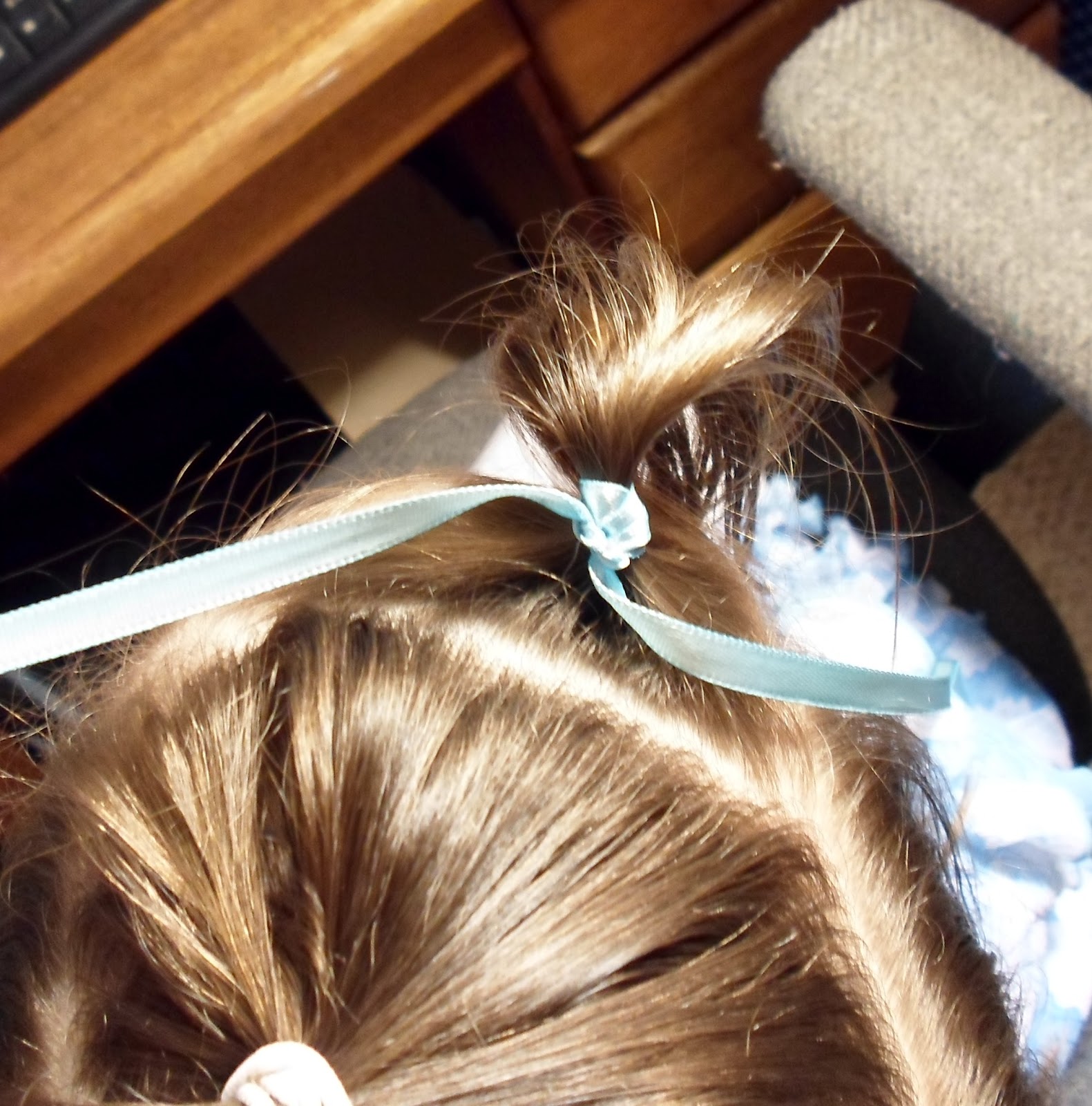 The Hair Band: The Ribbon Wrap (Ribbon Pull-Through Style #1)