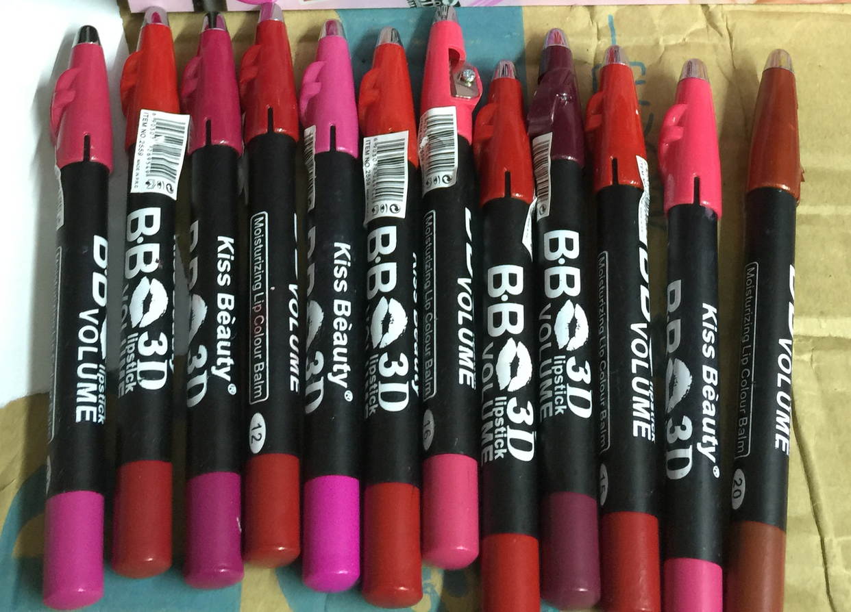Lipstick KISS BEAUTY B.B VOLUME 3D MATTE Pensil + Serutan NAKED ONLINE