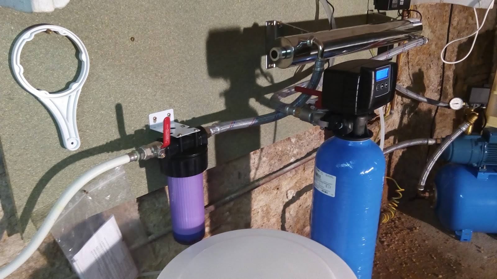 CENTRALE DE TRAITEMENT D'EAU DE PUITS À EINVILLE AU JARD CENTRALE DE TRAITEMENT D'EAU DE PUITS À EINVILLE AU JARD