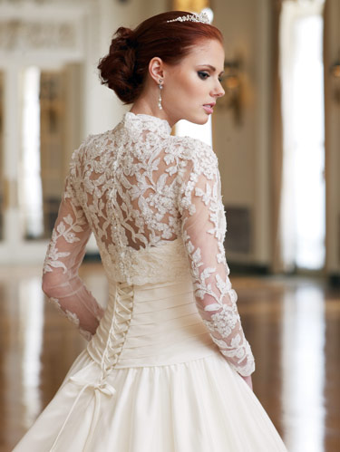 Weddingdressespro: Wedding Dress Fashion 2012: Sleeves