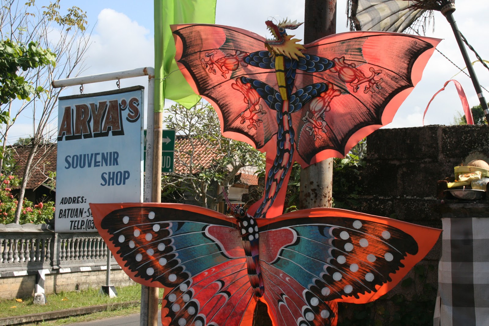 i would rather be knitting Hand made / Hand painted kites from Bali