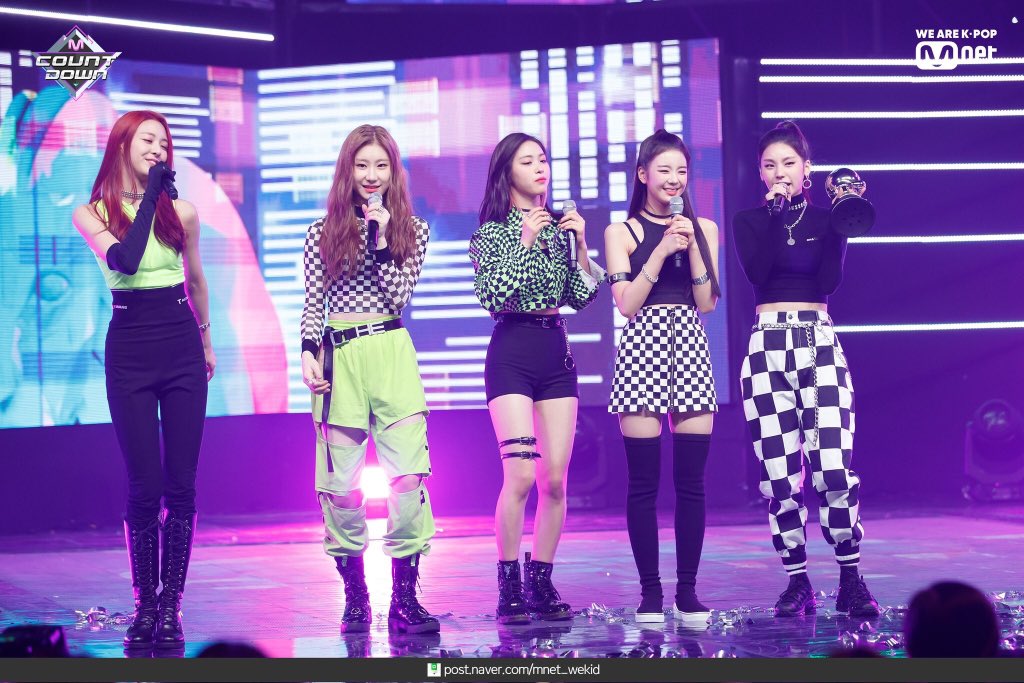 [Photos] 190225 — ITZY at Mnet M Countdown