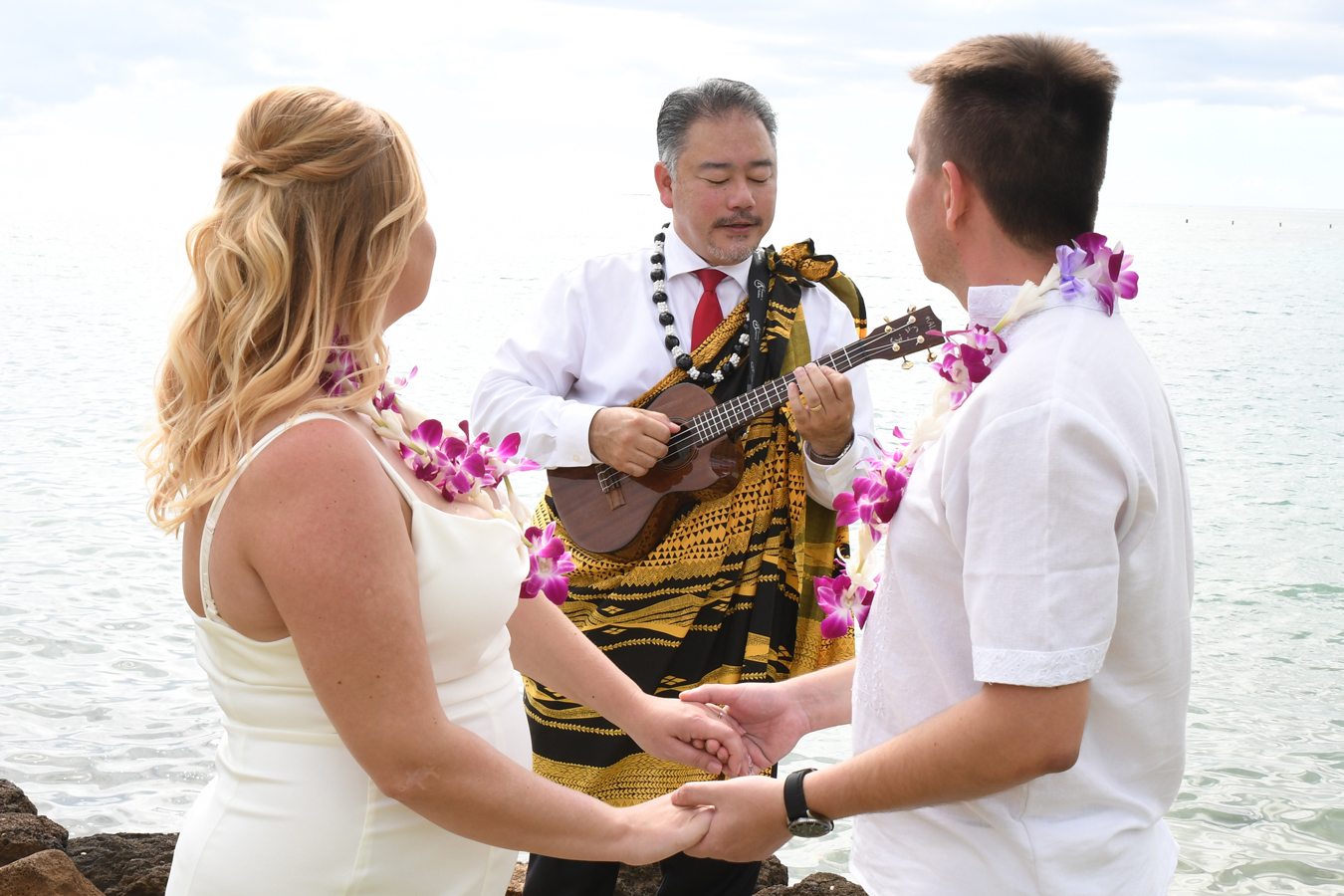 Hawaii Wedding Vendors Hawaii Wedding Music Ukulele Style