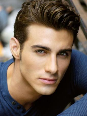 Justin Clynes