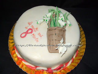 Tort "Cosulet cu ghiocei"